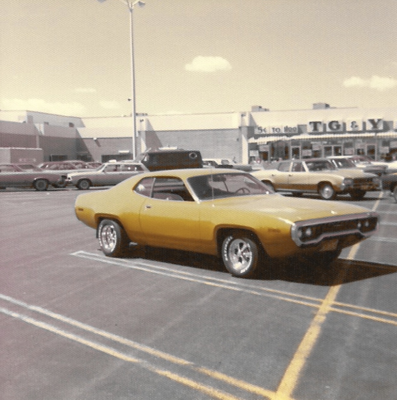 Plymouth Road Runner 